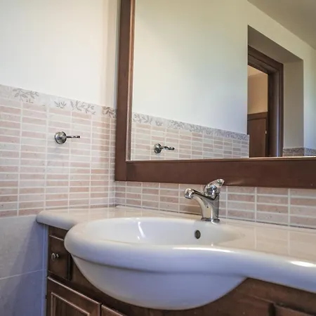 Apartment Casa Piano Del Re