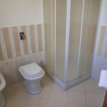 Casa Piano Del Re Apartment